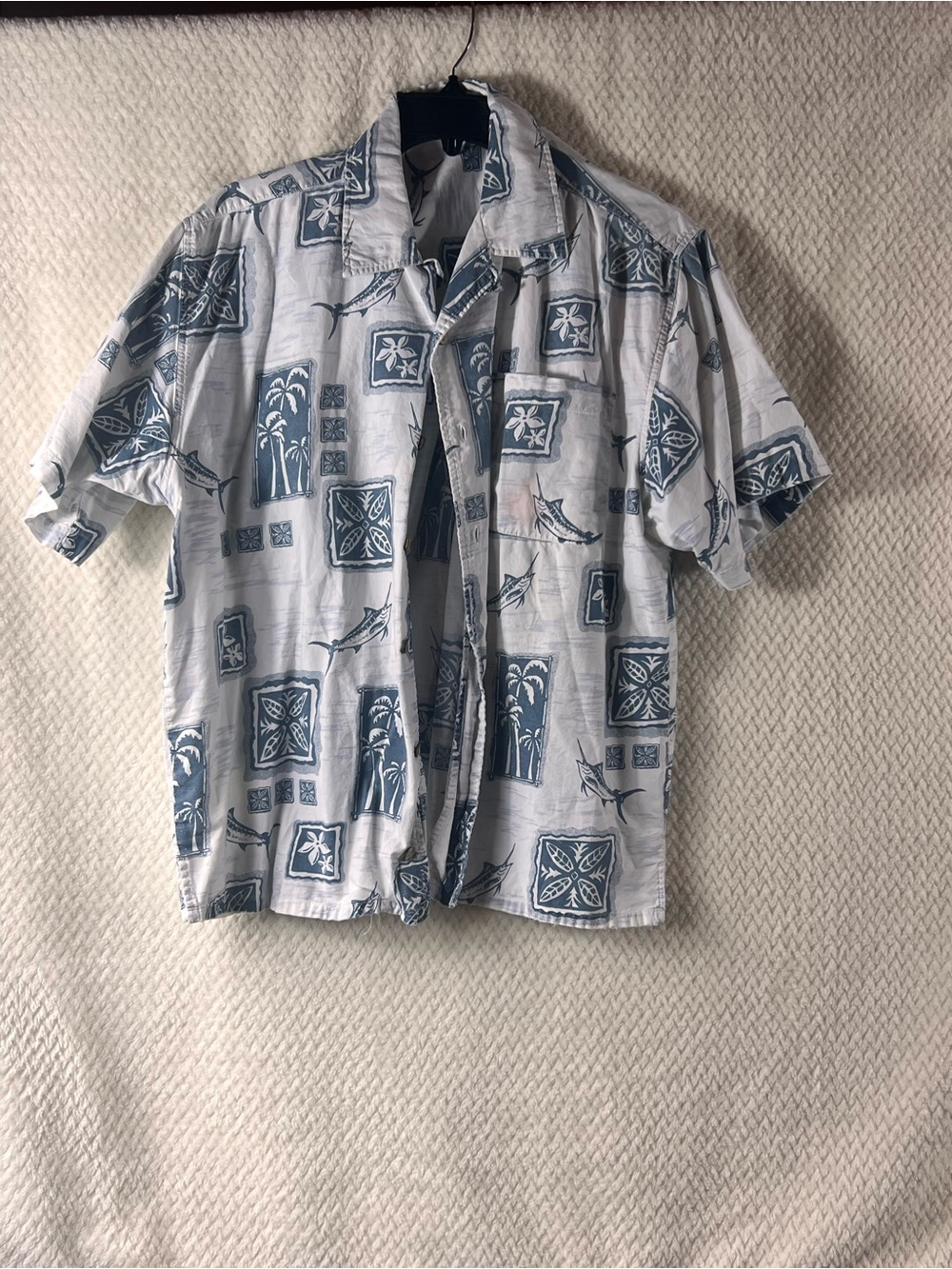 Men’s Short-Sleeve Blue Print Button-Down Shirt
